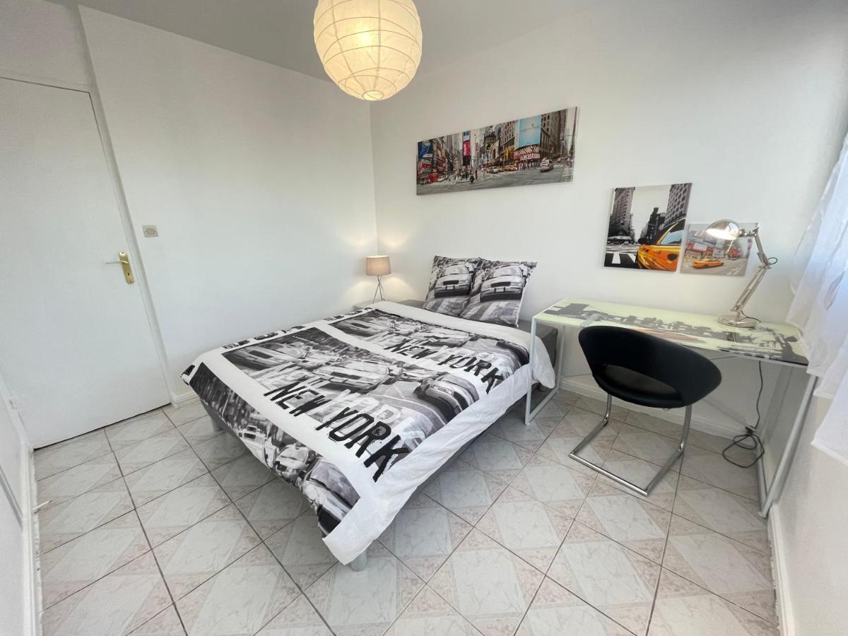 Chambre Privee En Colocation Dans Un Appartement Au Centre De Rillieux La Pape Kültér fotó