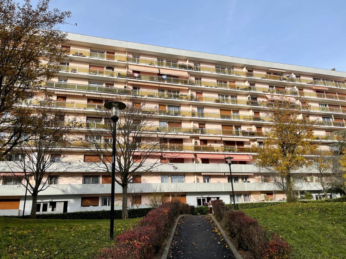 Chambre Privee En Colocation Dans Un Appartement Au Centre De Rillieux La Pape Kültér fotó