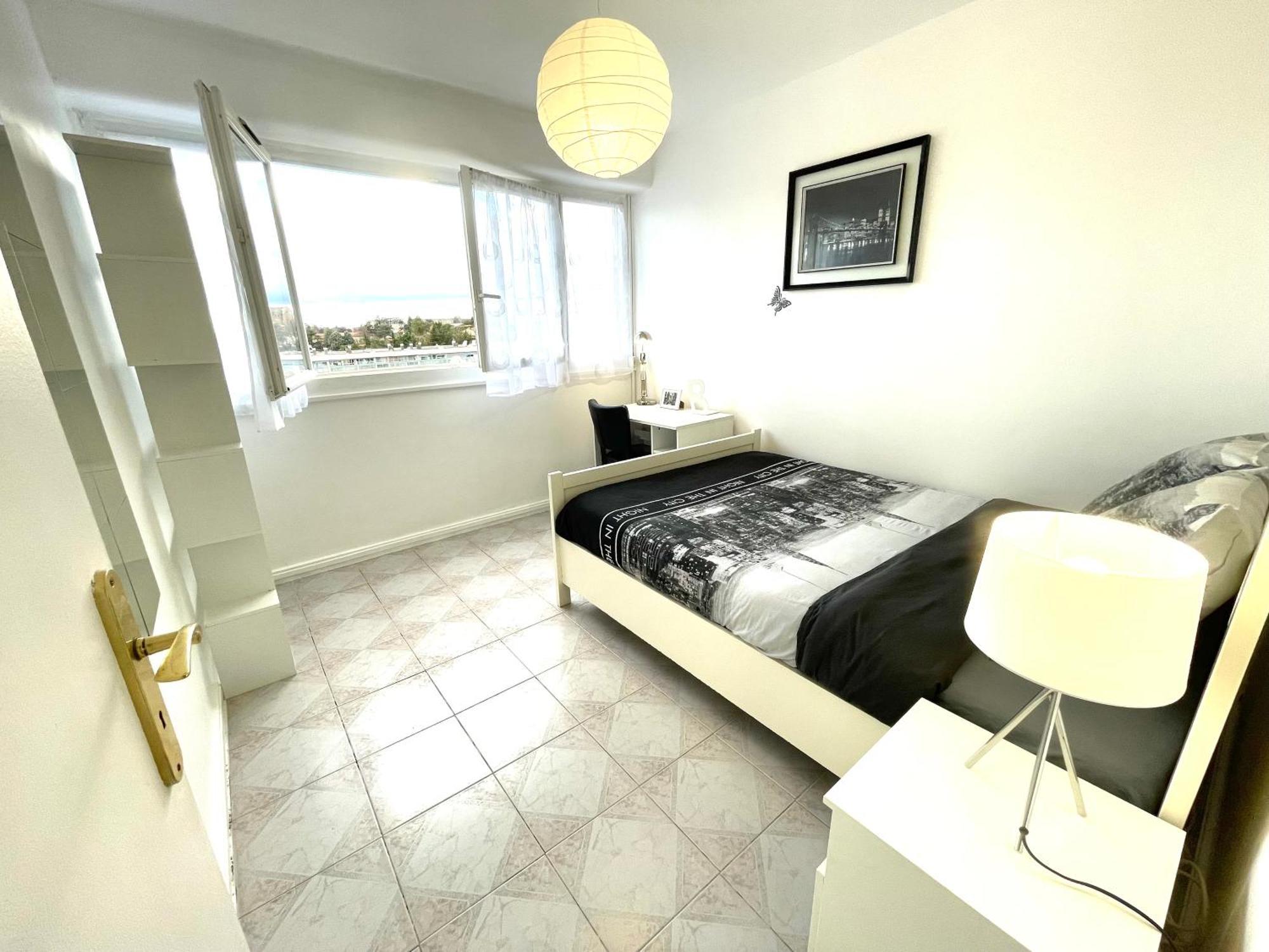 Chambre Privee En Colocation Dans Un Appartement Au Centre De Rillieux La Pape Kültér fotó